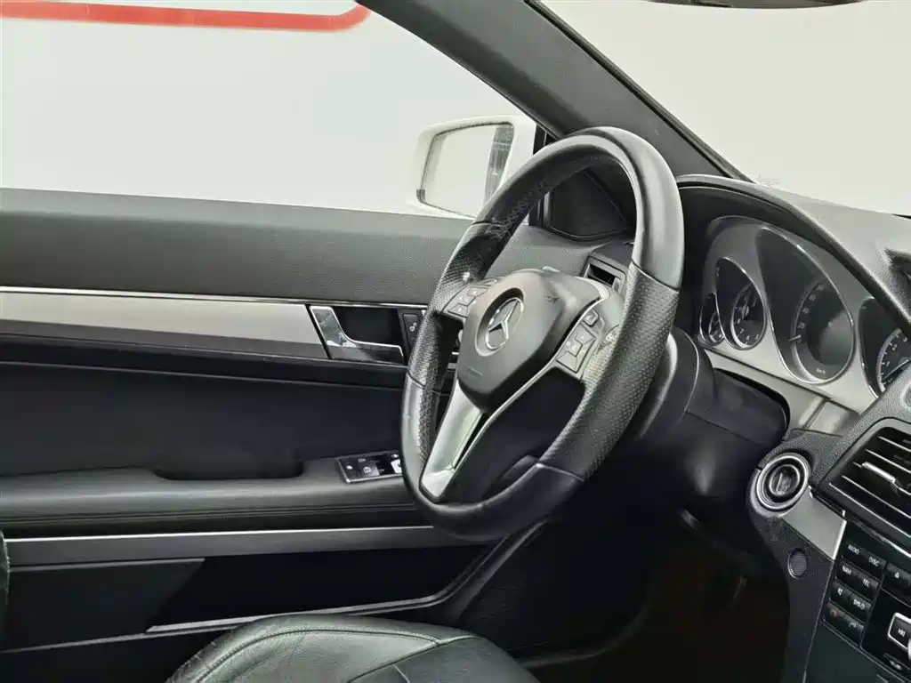 Mercedes-Benz E-Class (Import) 2011 E 260 CGI Coupe фото 22
