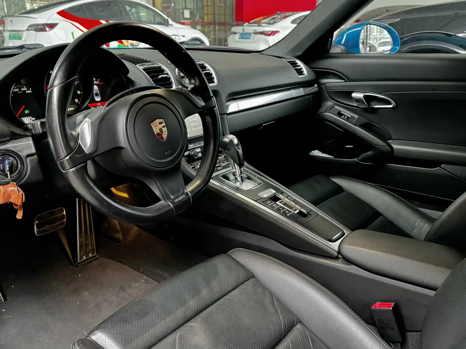 Photo 7 - Porsche Boxster