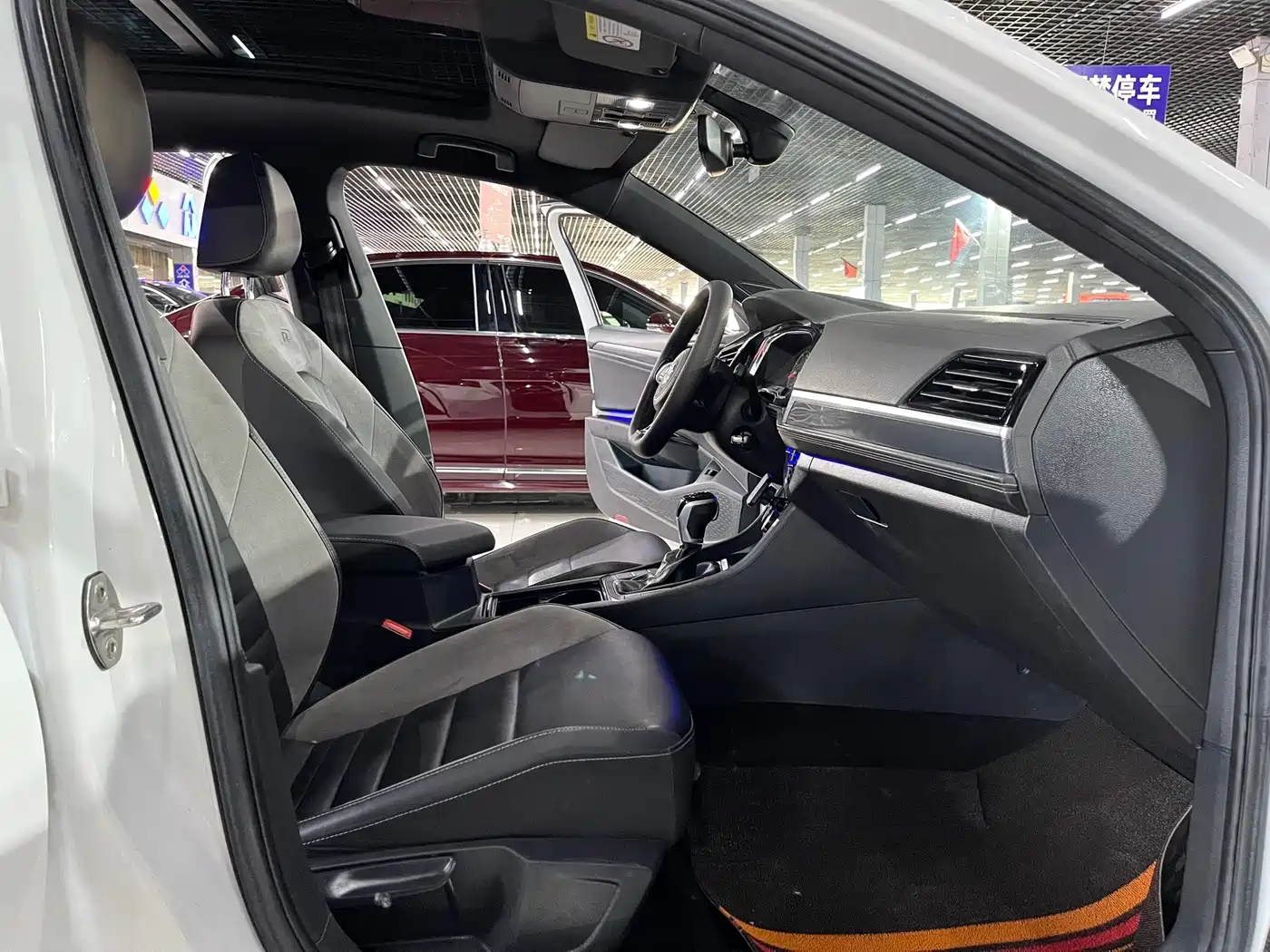Volkswagen Sagitar 2019 280TSI DSG R-Line China V фото 10
