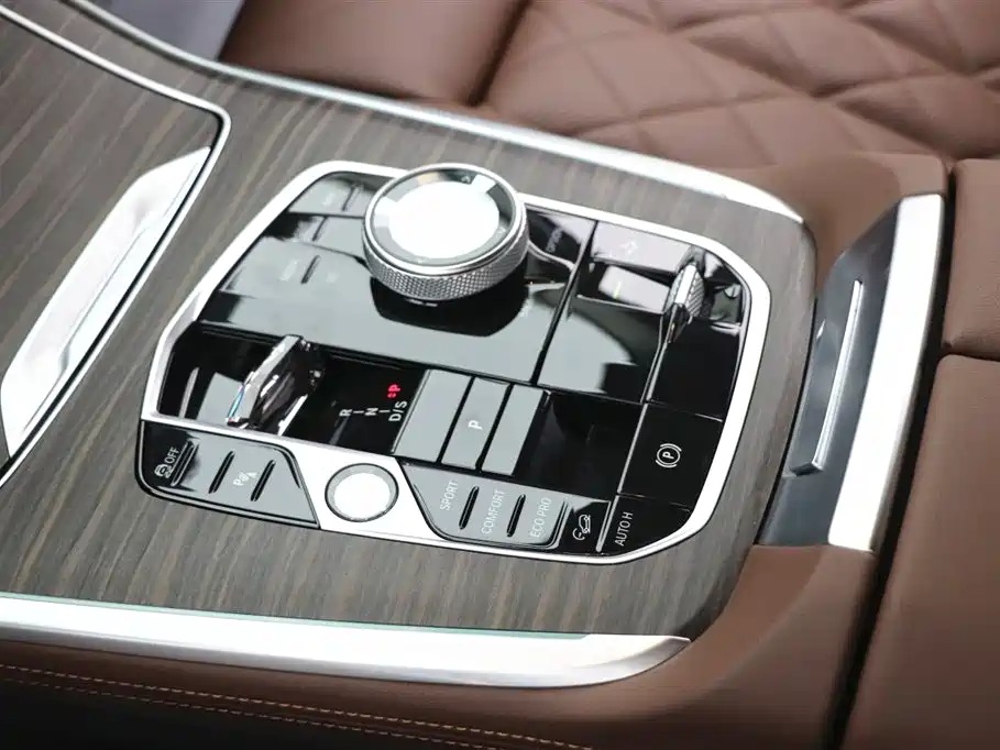BMW X7 2023 xDrive40i Leading Luxury Package фото 15