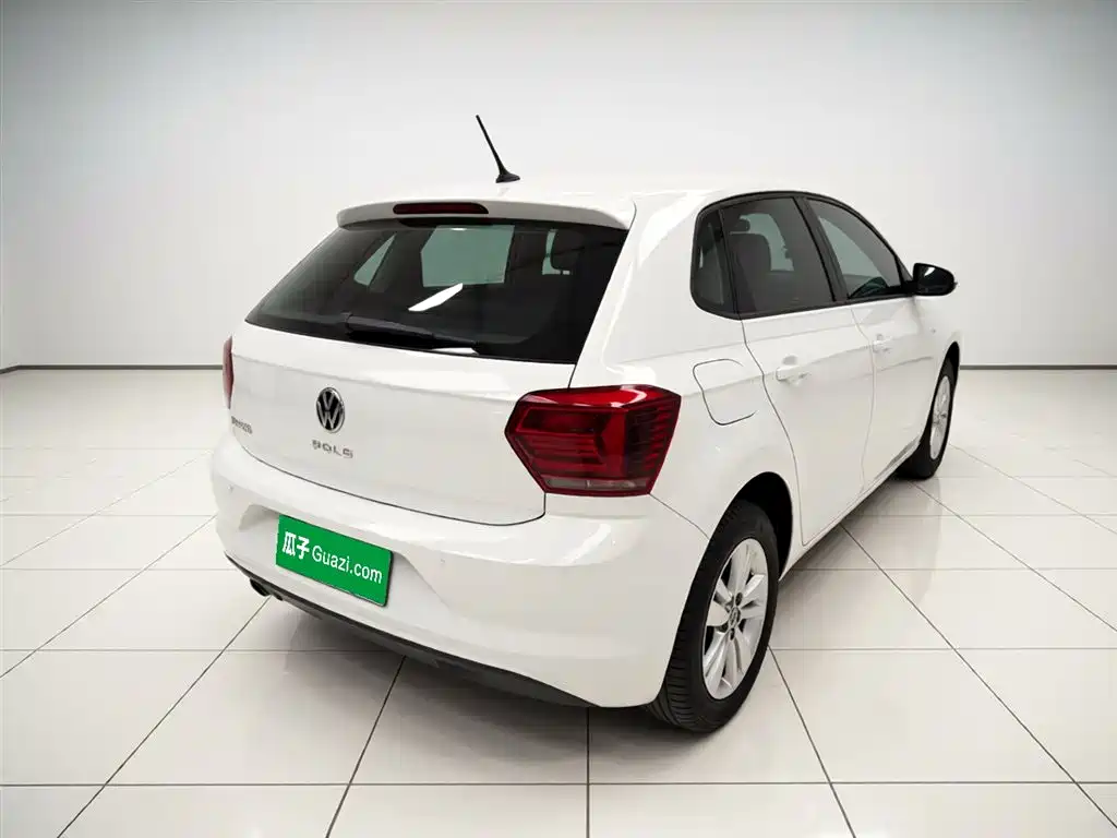 Volkswagen Polo 2023 Facelift Plus 1.5L Auto Joyful Living Edition фото 7