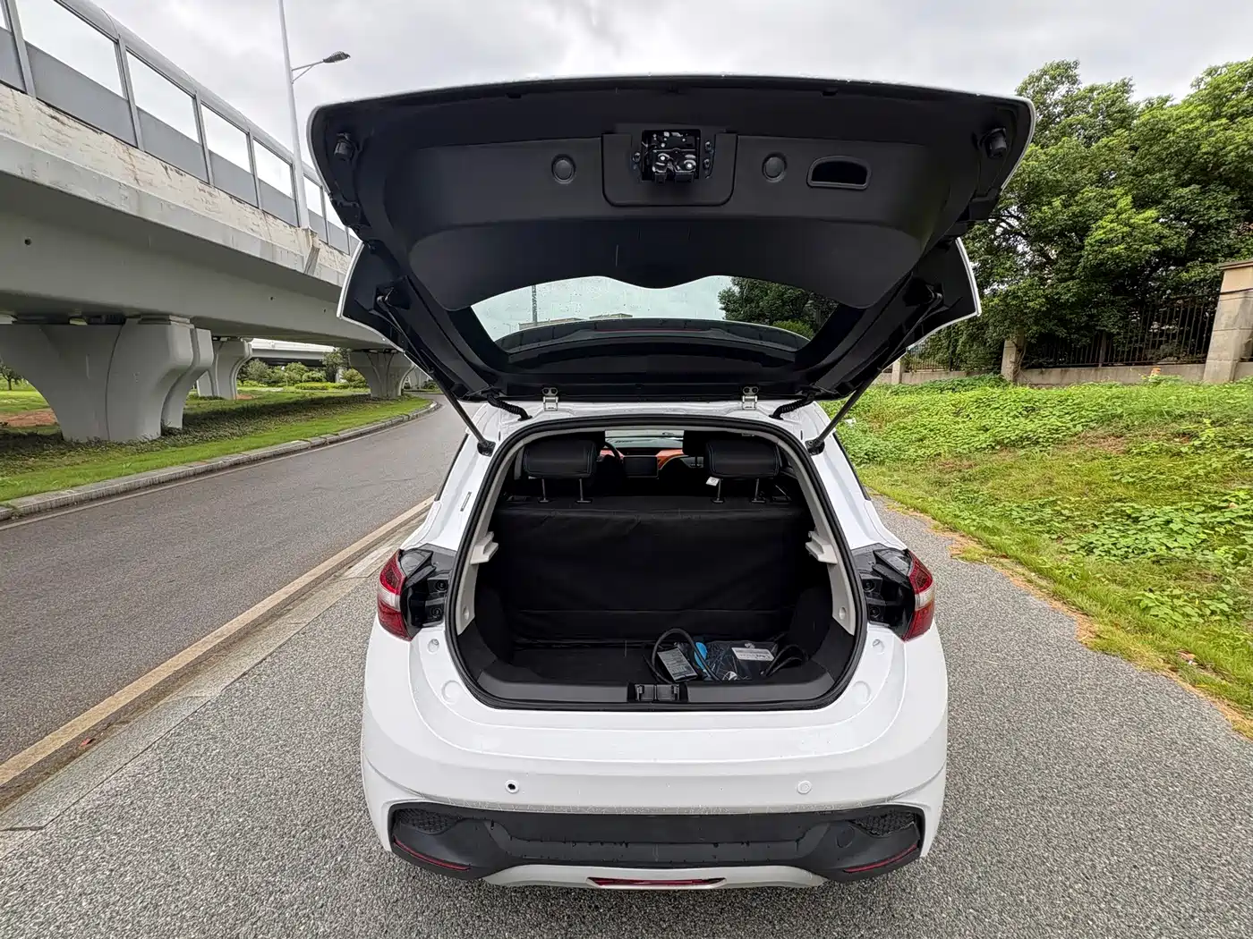 JMCG New Energy Yizhi EV3 2021 2021 Mini Radar Yue Run Model