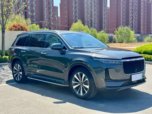 Li Auto Li ONE 2020 Extended Range 6-seater