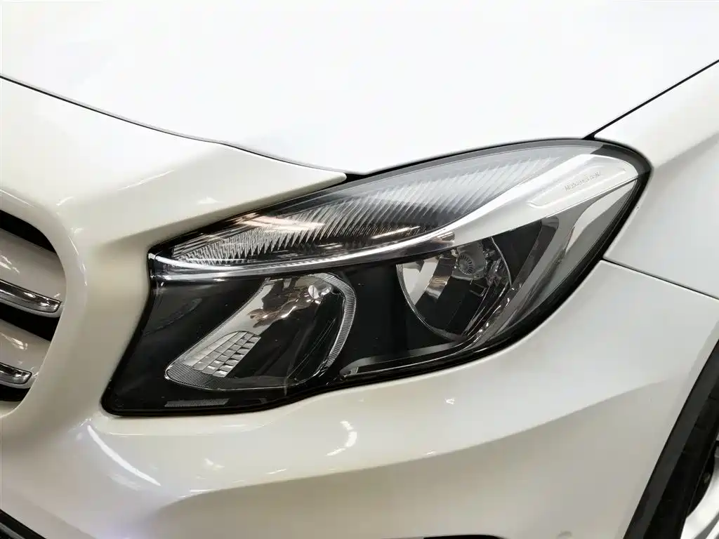 Mercedes-Benz GLA 2016 GLA 200 Dynamic фото 7