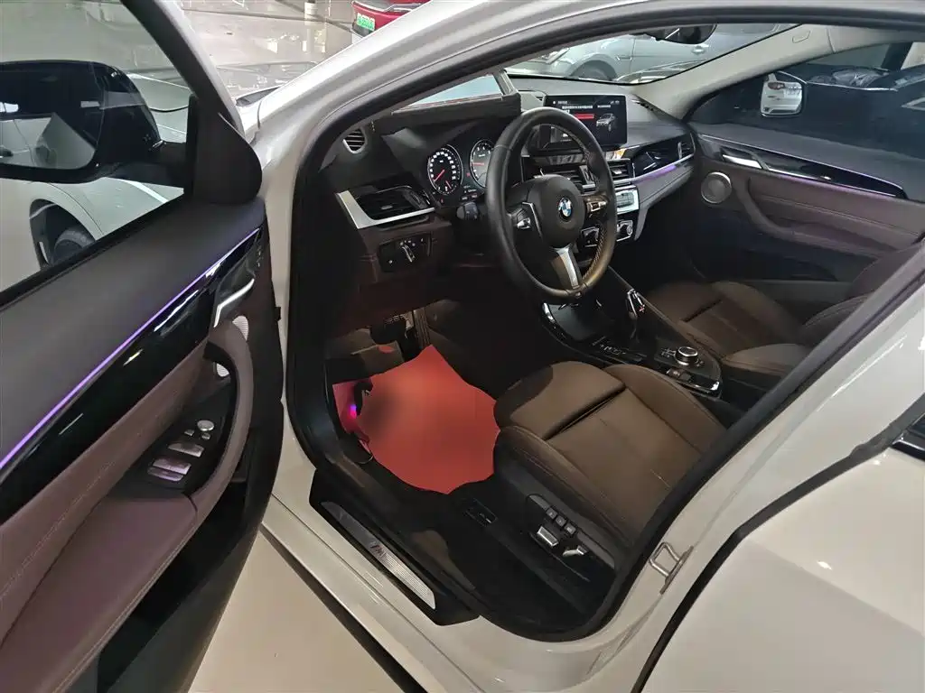 Фото 12 - BMW X2