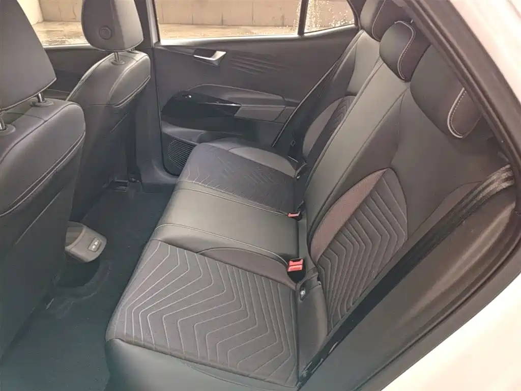 Volkswagen ID.3 2024 Pure Smart Edition фото 17