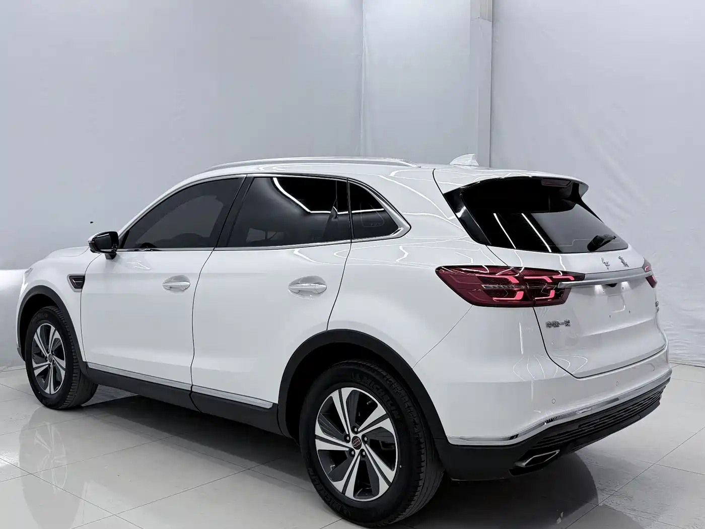 Hongqi HS5 2019 2.0T Smart Connect Enjoy Edition фото 16