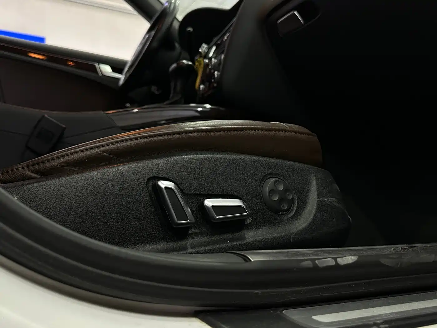 Audi A4L 2015 35 TFSI Auto Comfort фото 16