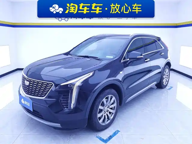 CADILLAC XT4