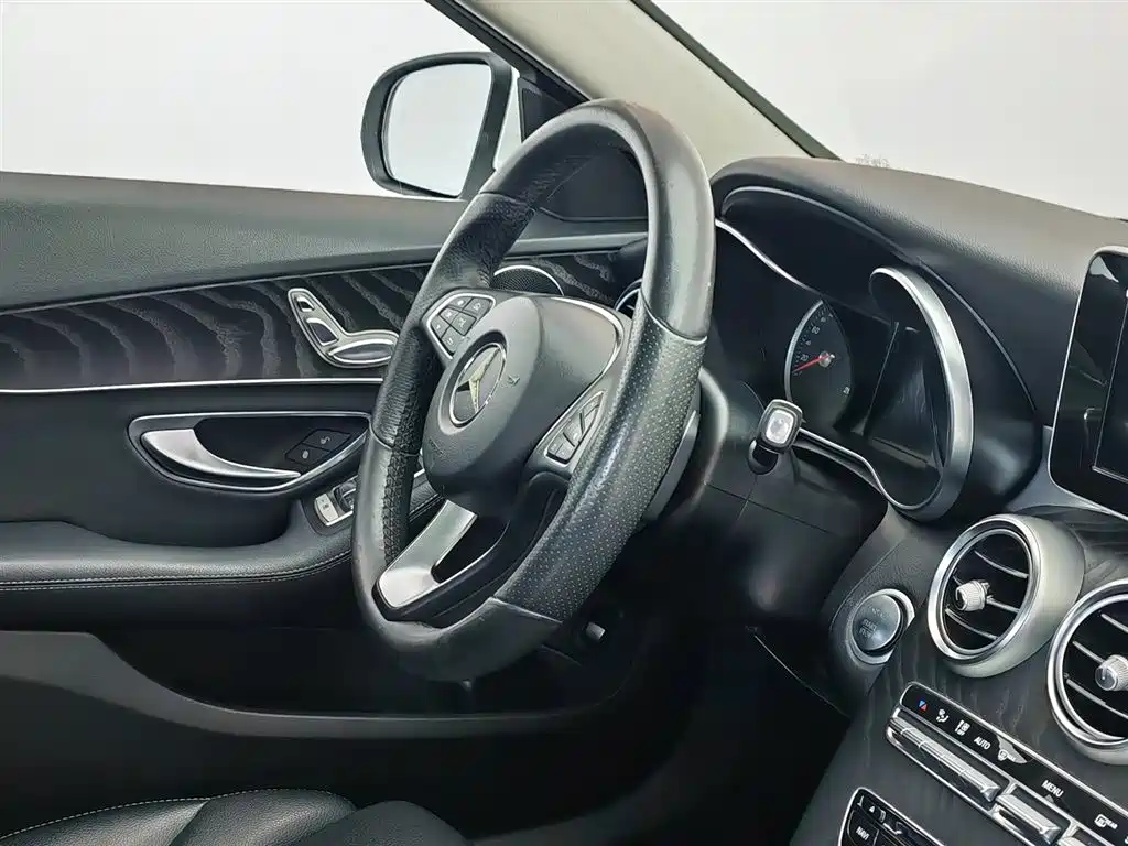 Mercedes-Benz C-Class (Import) 2017 Facelift C 200 Estate фото 22