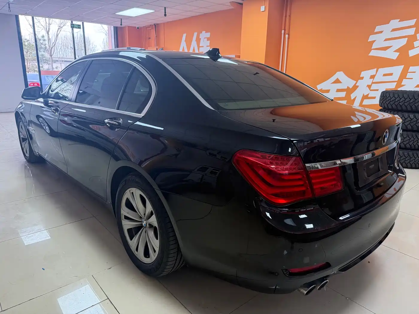 BMW 7 Series 2011 730Li Elegance фото 17