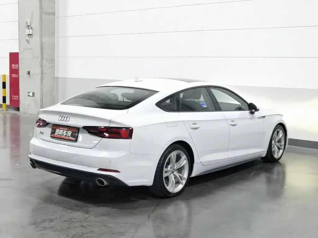 Фото 2 - Audi A5 (Import)