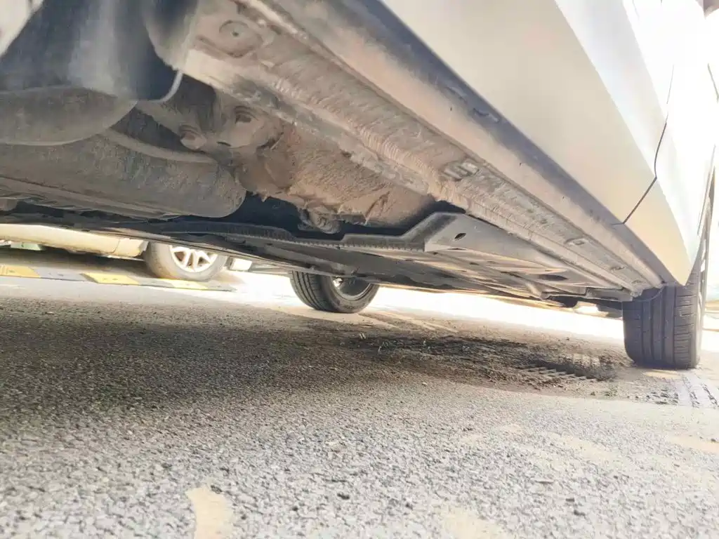 Volkswagen Tharu, миниатюра 8