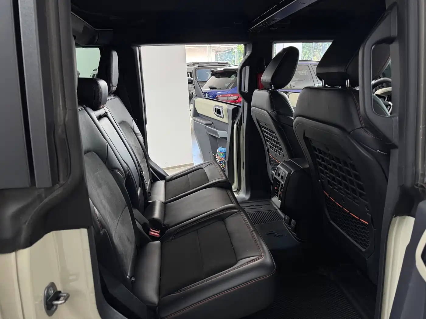 Ford Bronco 2025 2025 2.3T Mega Dune Limited Custom Edition