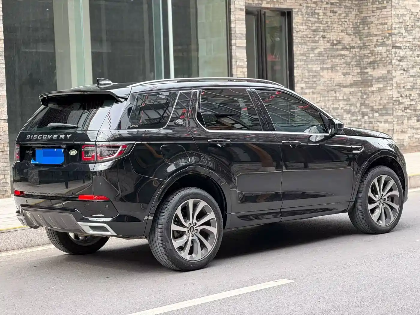 LAND ROVER DISCOVER SPORTS