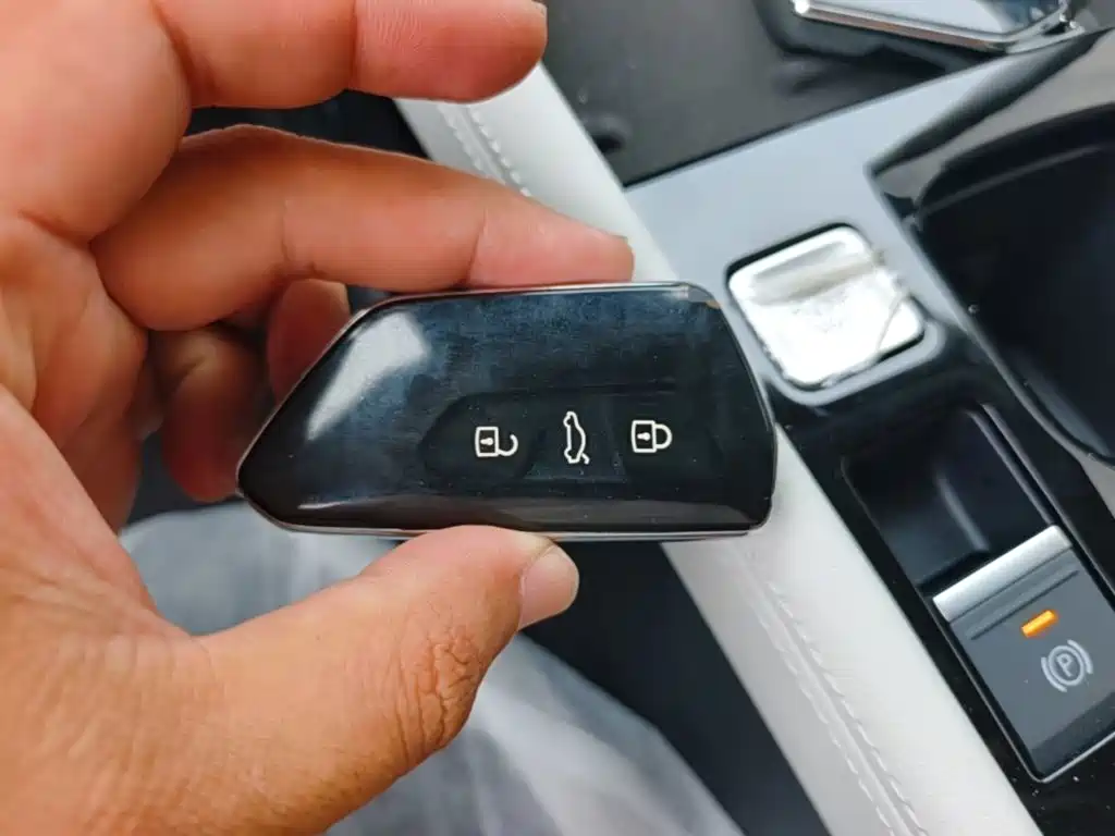 Volkswagen Sagitar 2026 2025 300TSI DSG Mid-range Edition