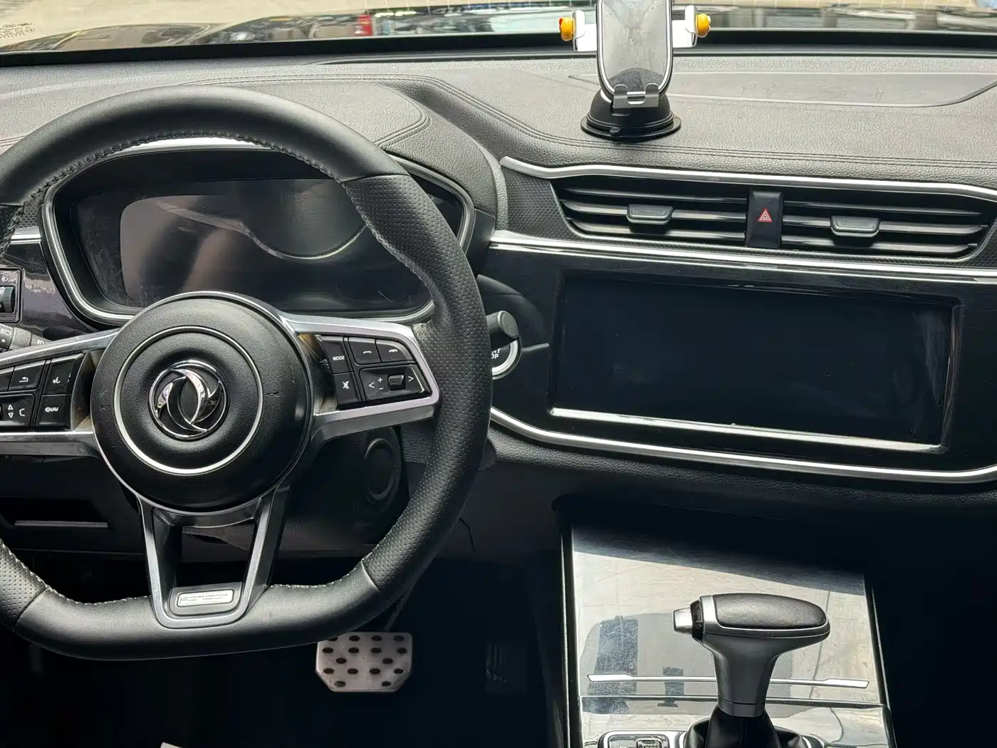Dongfeng Fengguang Fengguang ix5 2020 2019 280TGDI CVT Smart Edition China V
