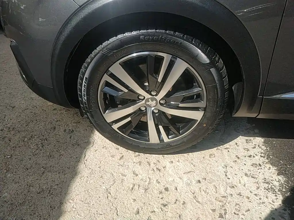 Peugeot 5008 2018 2017 380THP 5-Seat Elite Edition