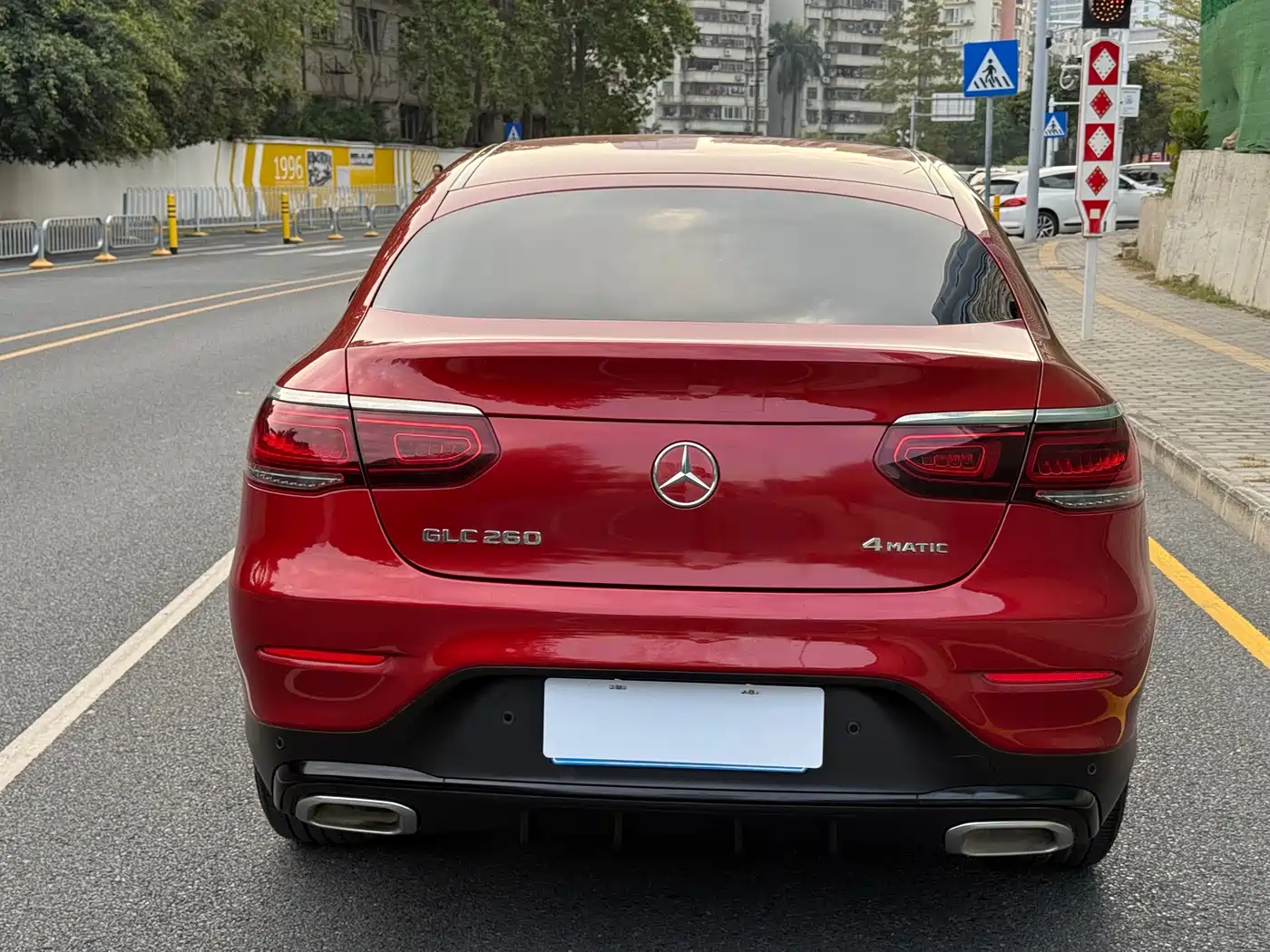 Mercedes-Benz GLC Coupe 2021 GLC 260 4MATIC Coupe SUV фото 6