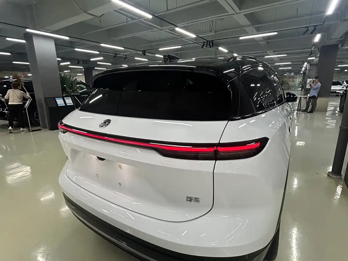NIO NIO ES6
