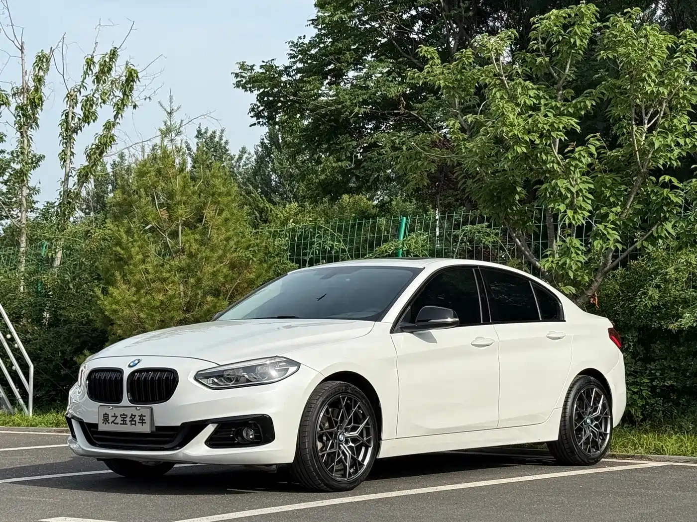 BMW 1 Series 2018 120i Design Package фото 2