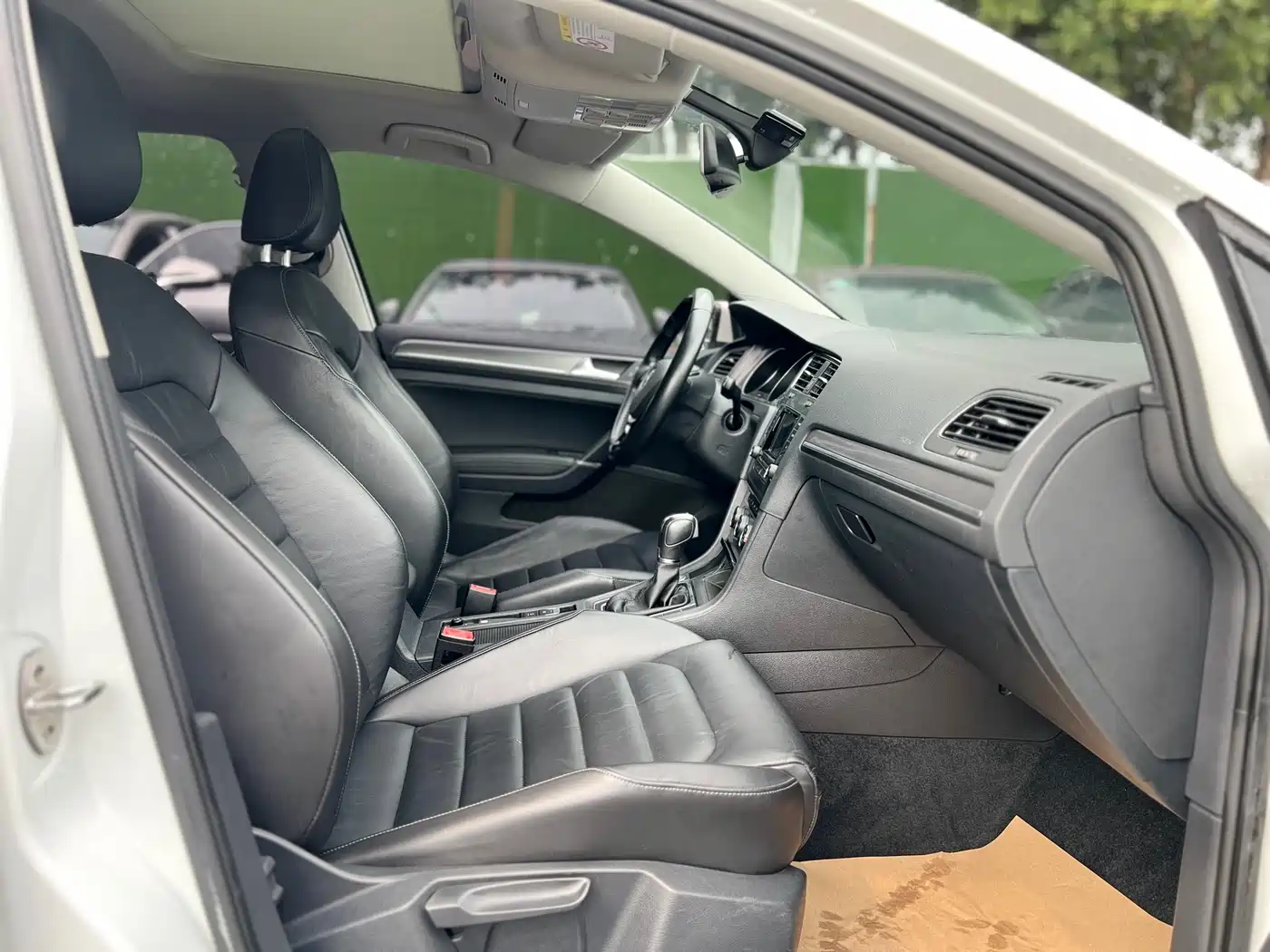 Volkswagen Golf 2016 230TSI Automatic Luxury фото 10