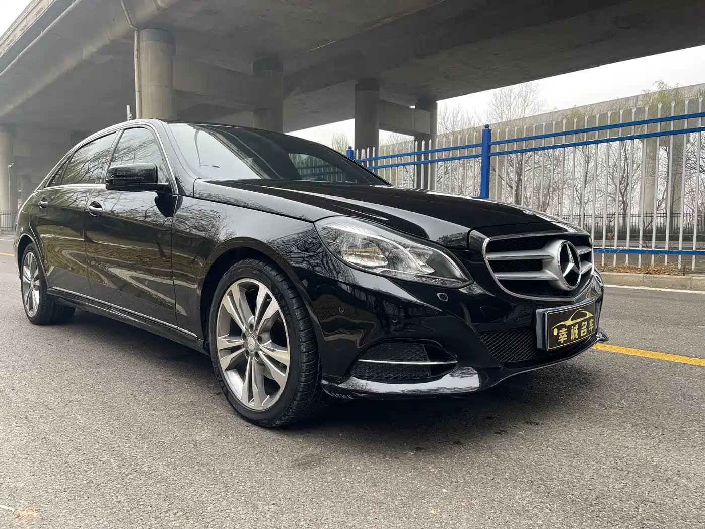 Mercedes-Benz E-Class 2015 E 200 L