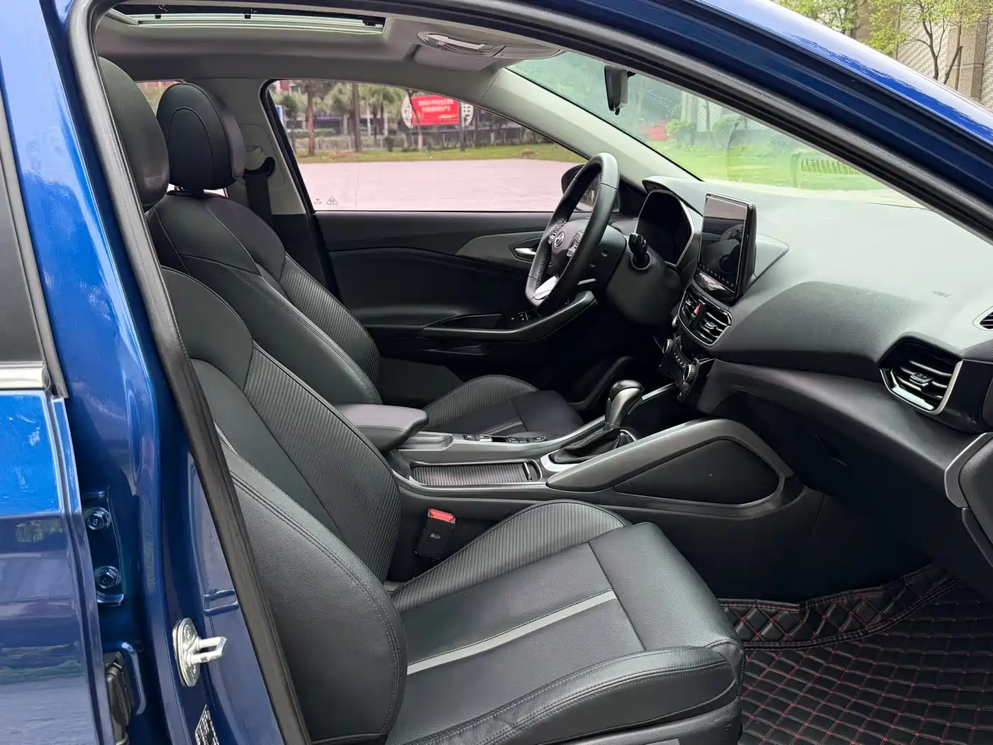 Hyundai Fista 2019 280TGDi Sport Edition China VI фото 11