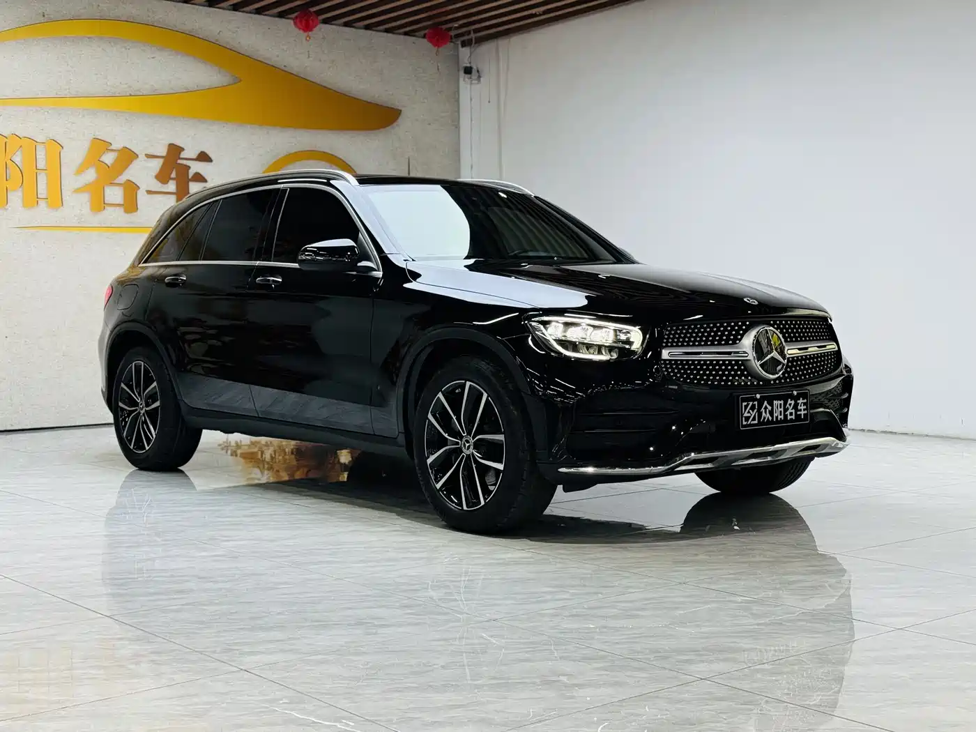 Mercedes-Benz GLC 2022 Model GLC 260 L 4MATIC Luxury Edition фото 2