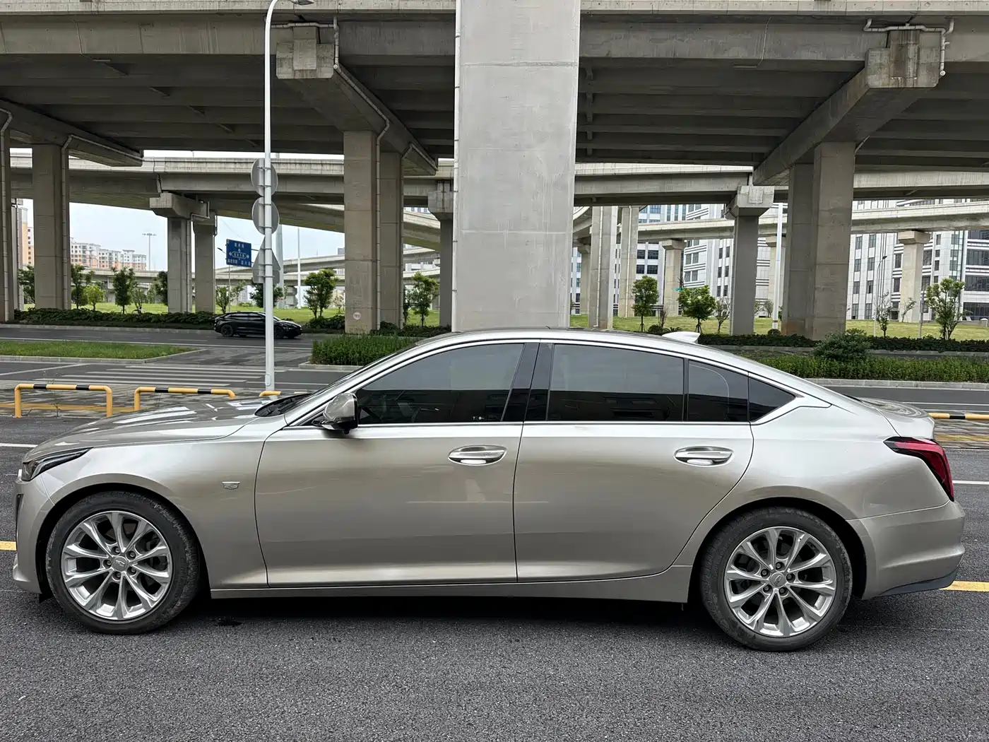 Cadillac CT5 2020 28T Luxury Model фото 16