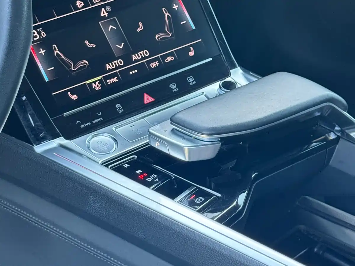 Audi e-tron (Import) 2021 2019 55 quattro Fashion
