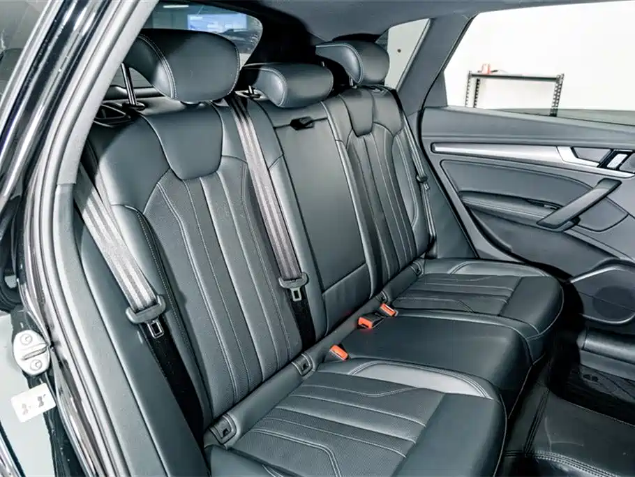 Audi Q5L 2024 Model 40 TFSI Luxury Dynamic фото 21