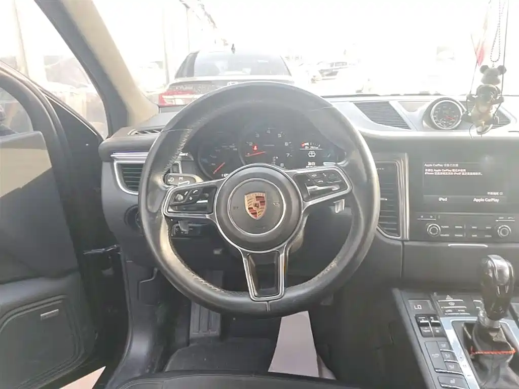 Porsche Macan 2017 Macan 2.0T фото 11