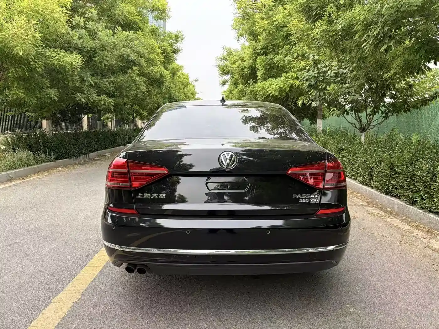 Volkswagen Passat 2017 280TSI DSG Prestige фото 6