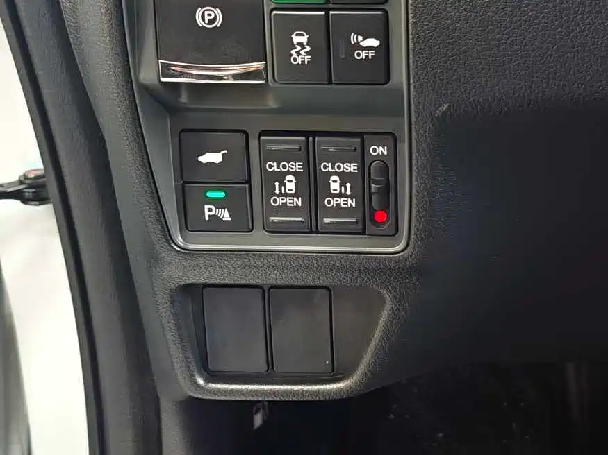 Honda Elysion 2024 2024 2.0L e:HEV Luxury Edition