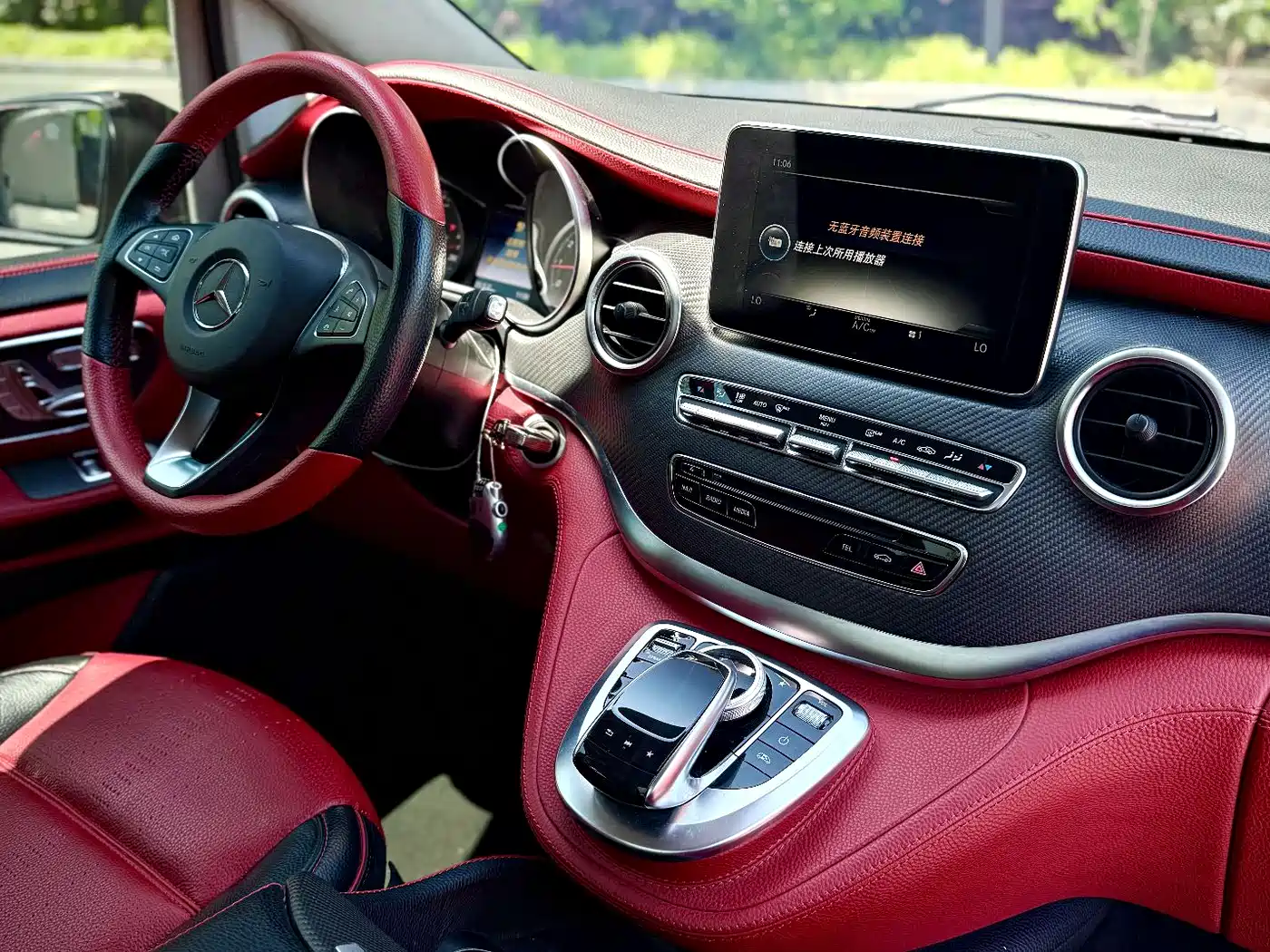 Mercedes-Benz V-Class 2020 V 260 Navigator Edition фото 5
