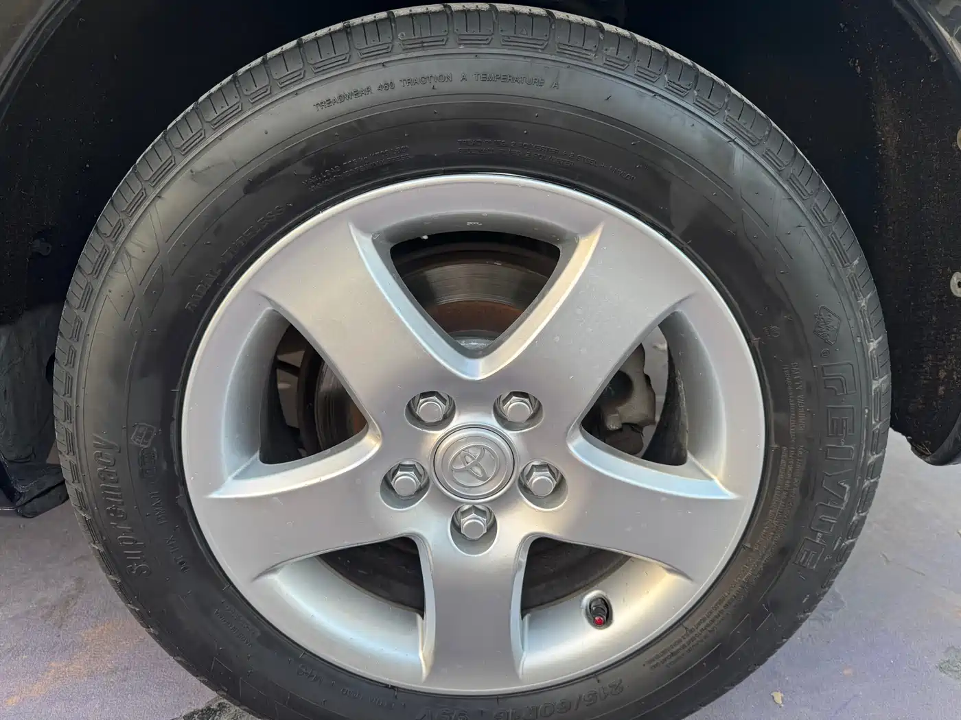 Toyota фото 14