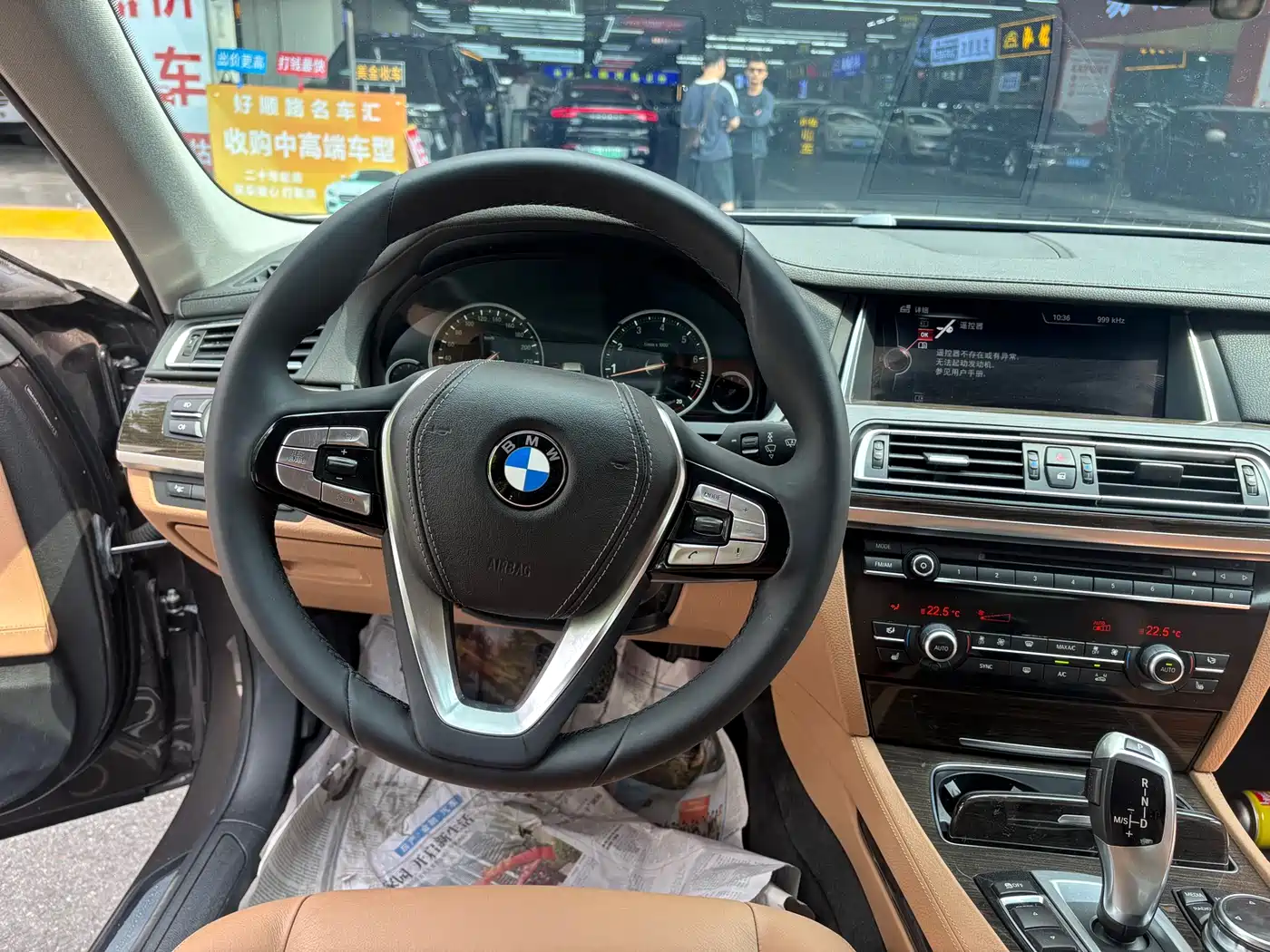 BMW 7 Series 2014 730Li Premium фото 17