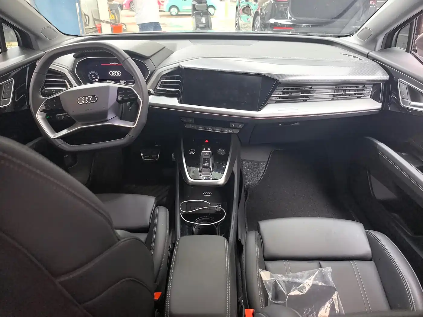 Audi Q4 e-tron 2024 40 e-tron Pioneer Edition фото 6