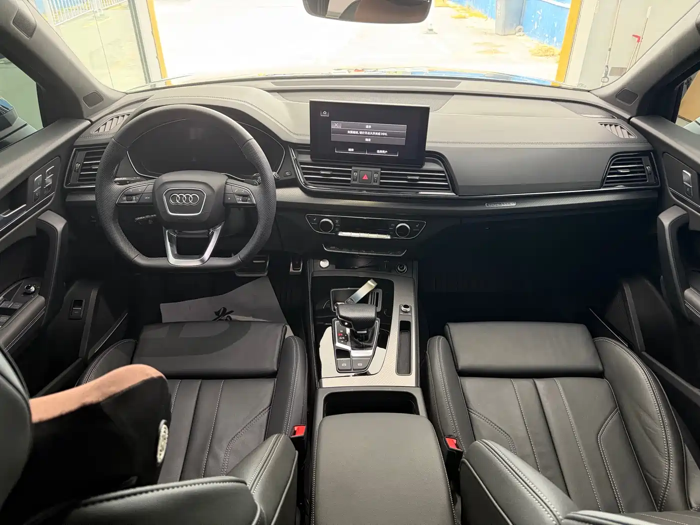 Audi Q5L 2024 Model 45 TFSI Luxury Dynamic фото 12