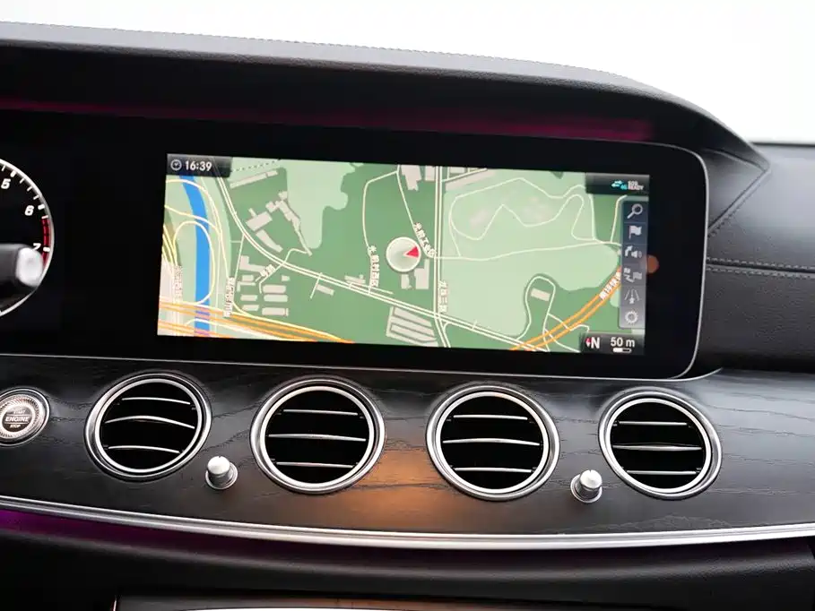 Mercedes-Benz E-Class 2019 E 300 L Sport Fashion фото 12