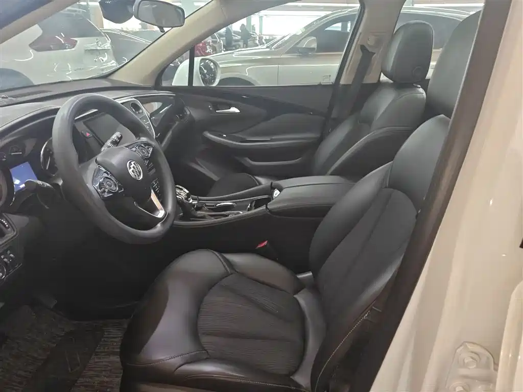 Buick Envision Plus 2017 20T FWD Premium фото 8
