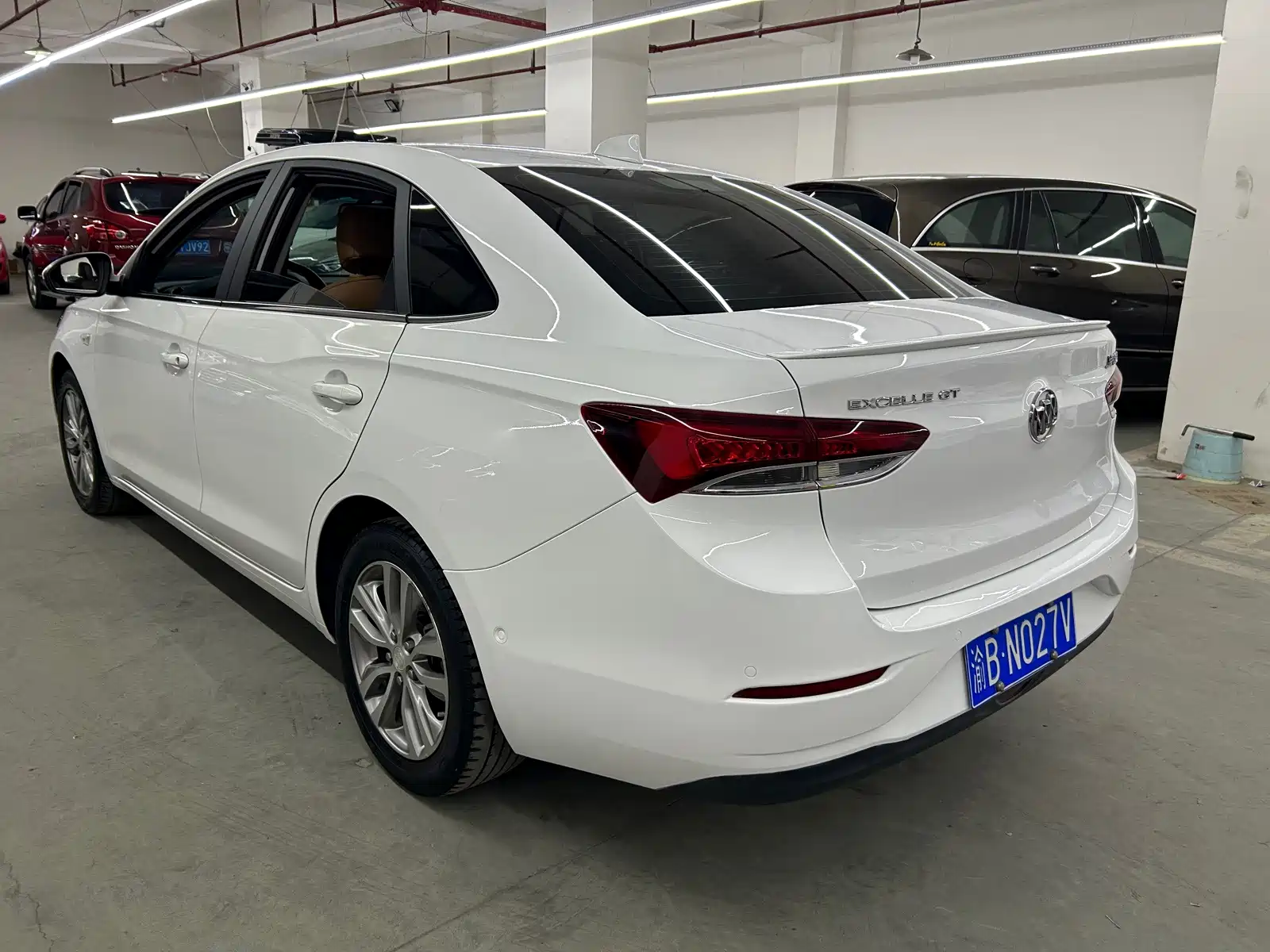 Фото 10 - Buick Excelle