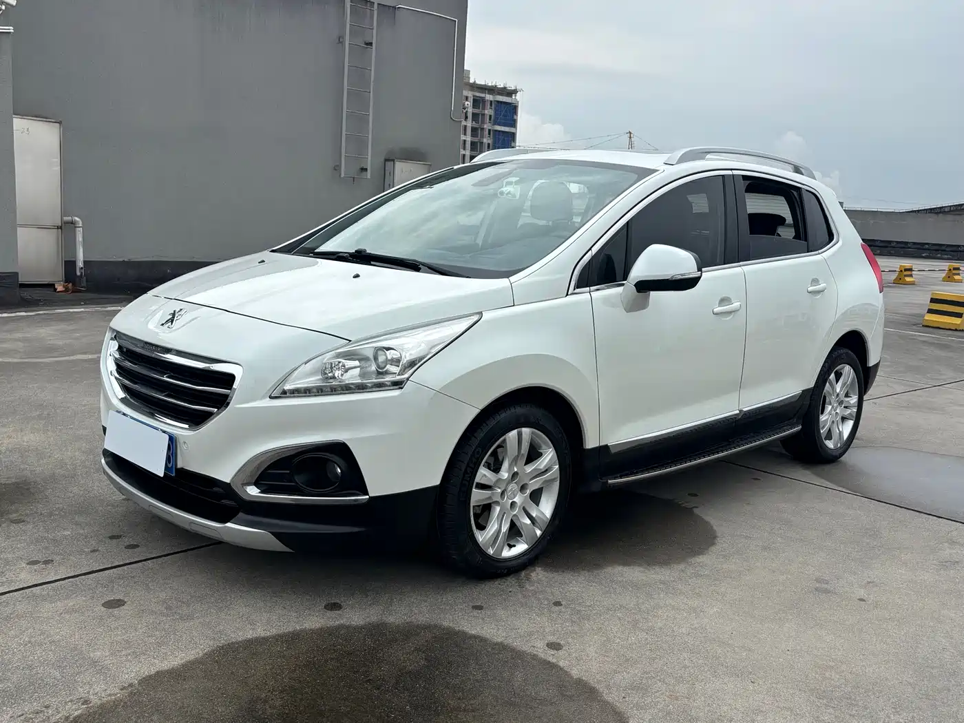 Peugeot 3008 2013 1.6THP Roland Garros Edition