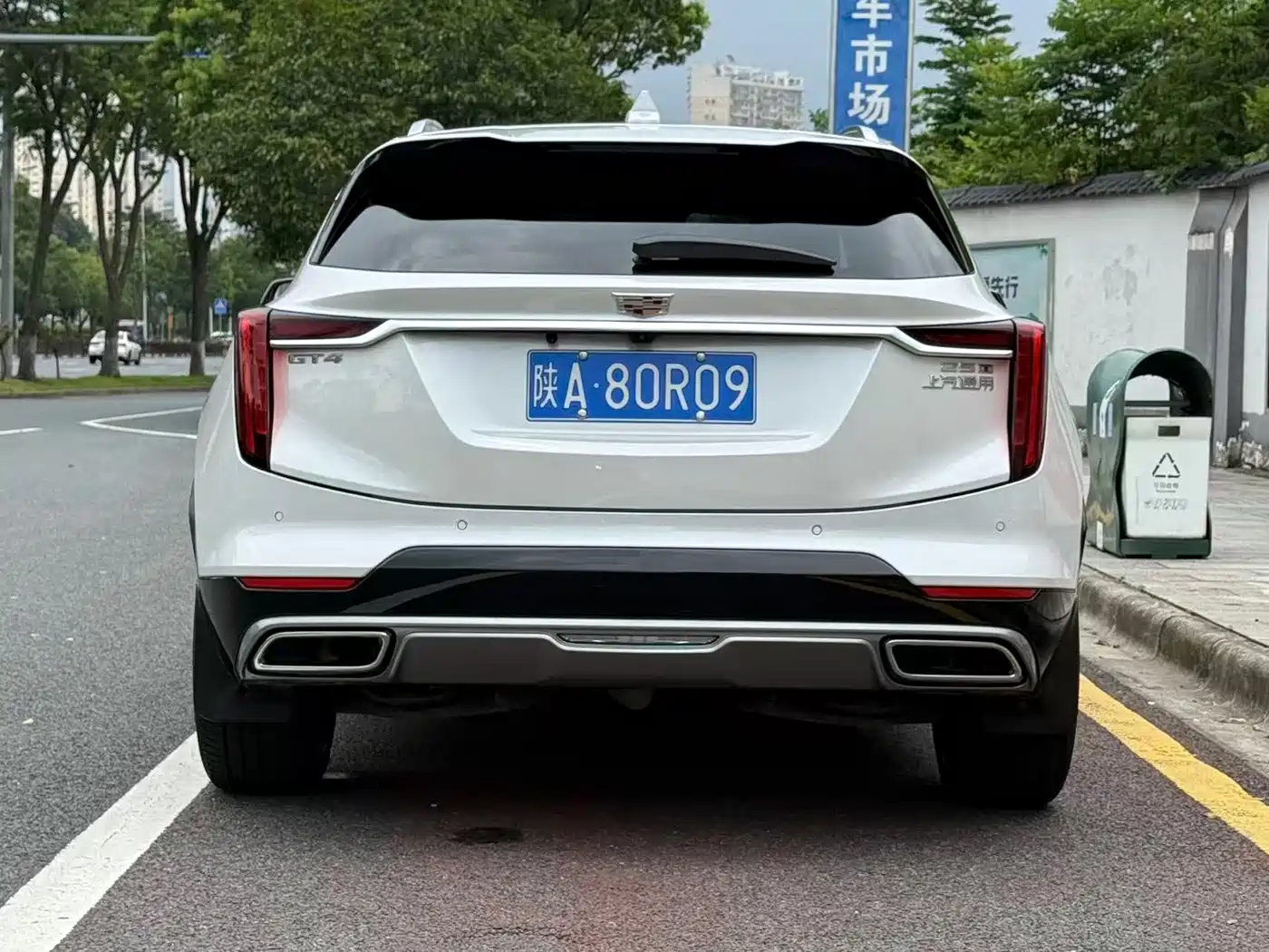 Cadillac GT4 2023 2023 25T Luxury Edition