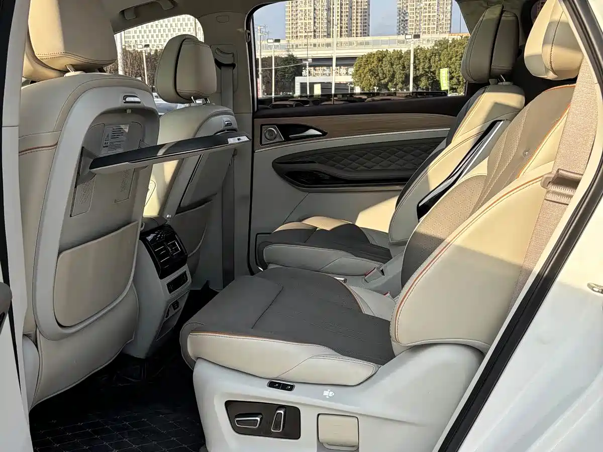 DONGFENG POPULAR YACHTS