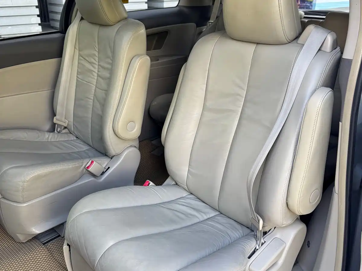 Toyota Previa 2009 2006 Model 2.4L 7-Seater Luxury Edition