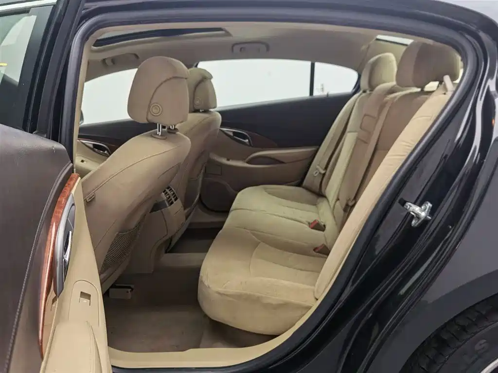 Buick LaCrosse 2011 Model 2.4L SIDI Comfort Sunroof Edition фото 15