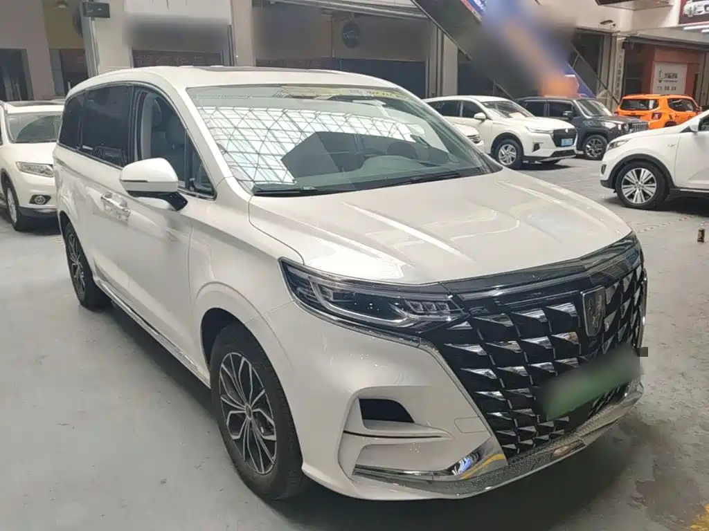 2025 Roewe iMAX8 EV