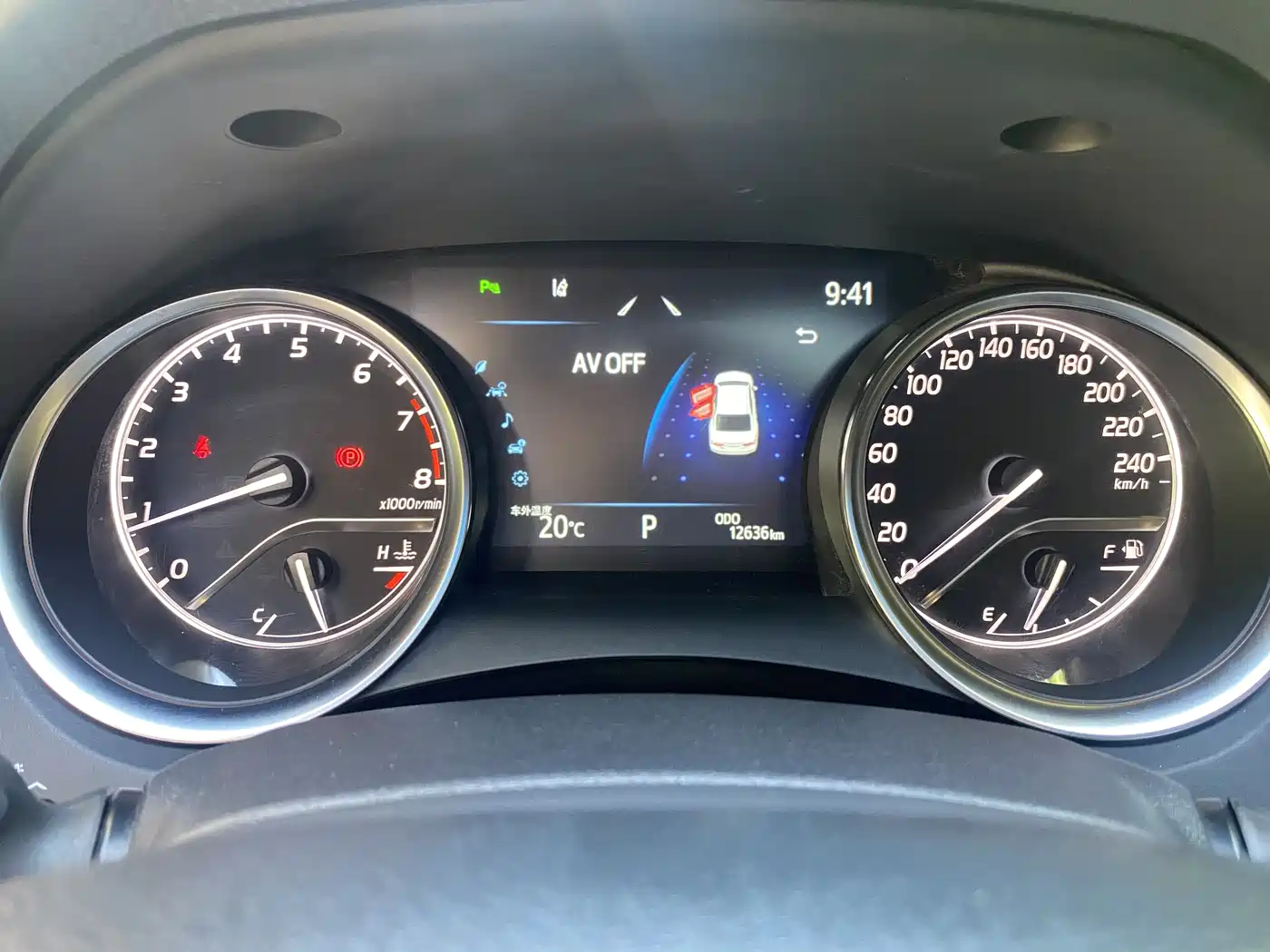 Toyota Camry 2023 2.0G Luxury Edition фото 13